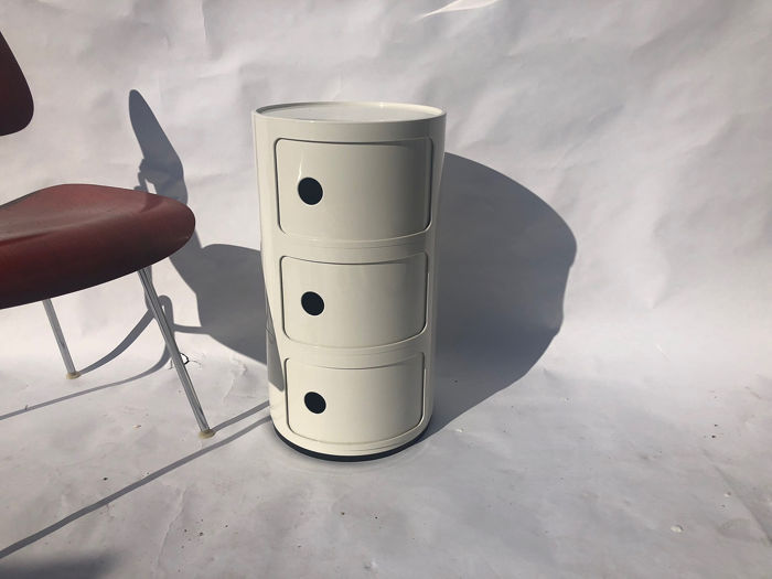 Anna Castelli's 3-storey bedside for Kartell