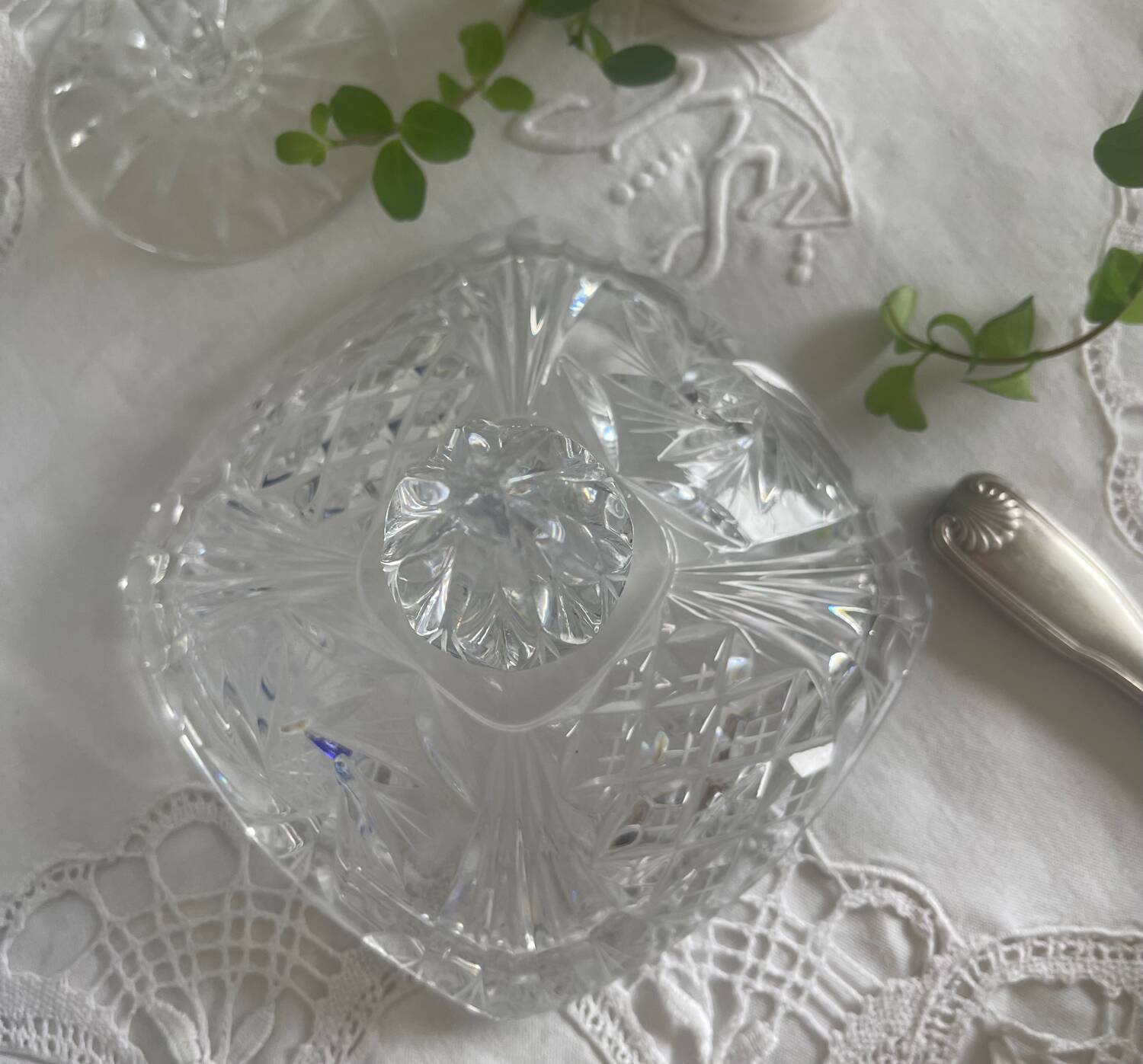 Cut crystal candy box