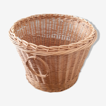 Large rattan basket