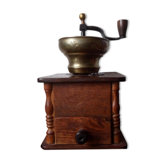 Old big coffee grinder