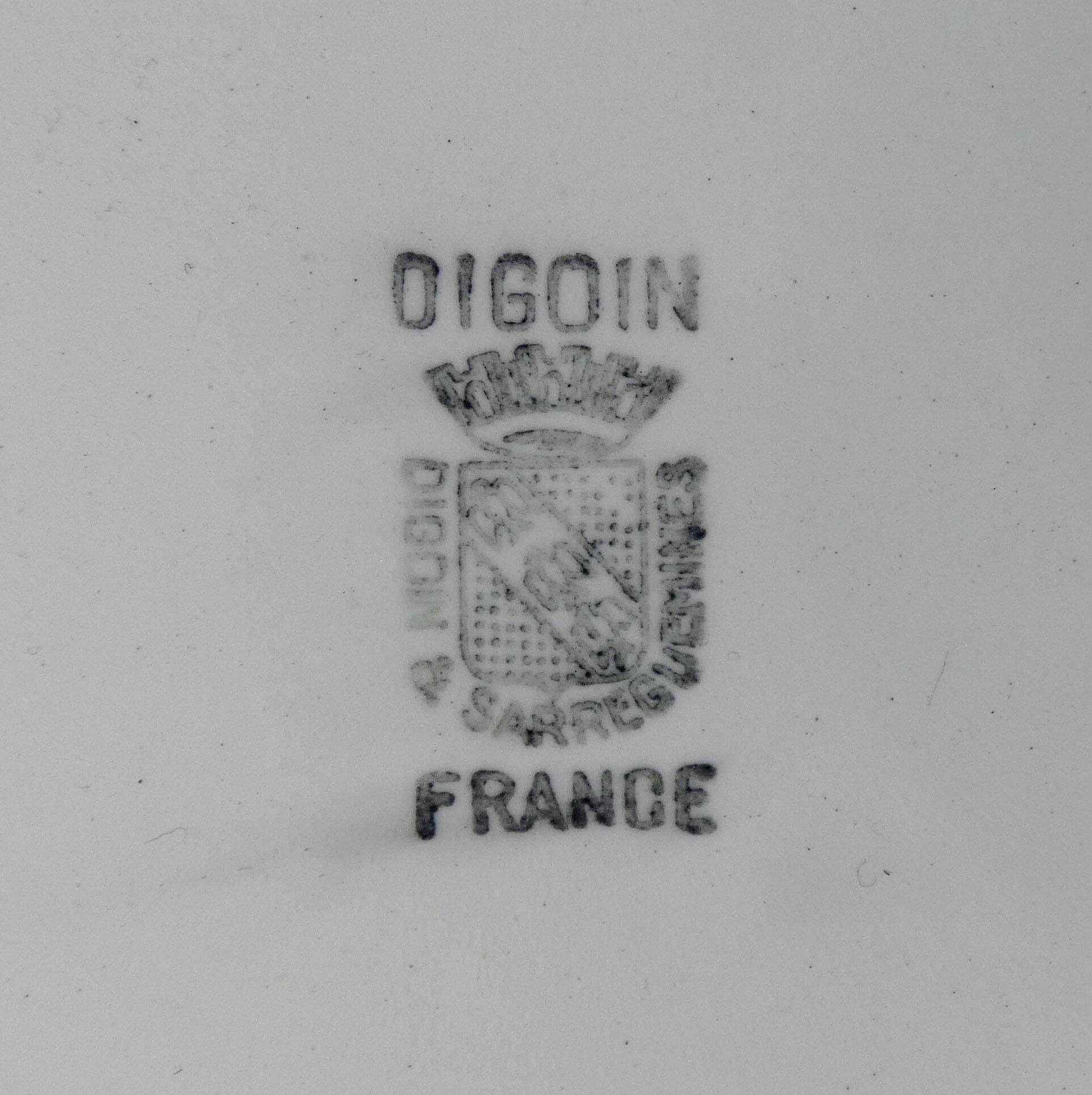 Digoin Sarreguemines fruit bowl