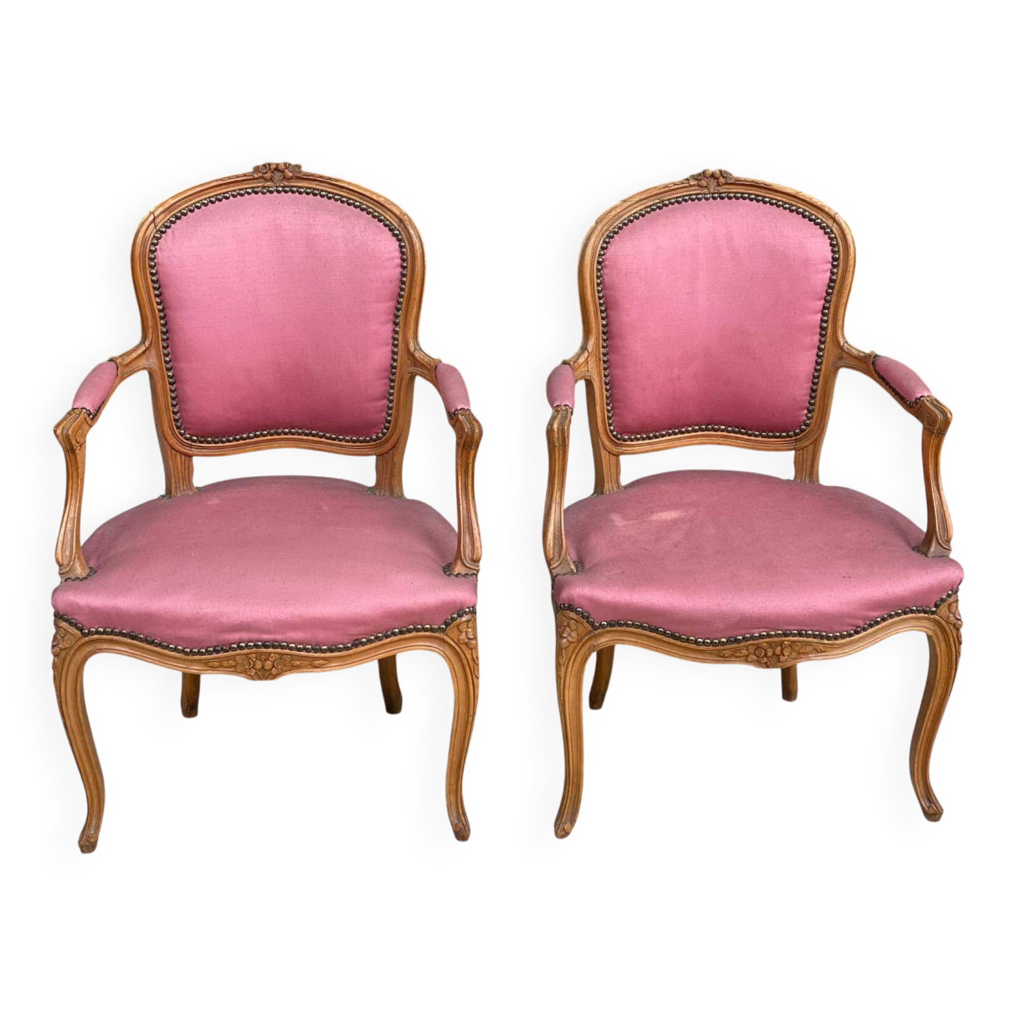 2 armchairs, Louis XV style in pinkish red silk