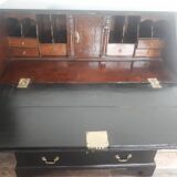 English chest of drawers