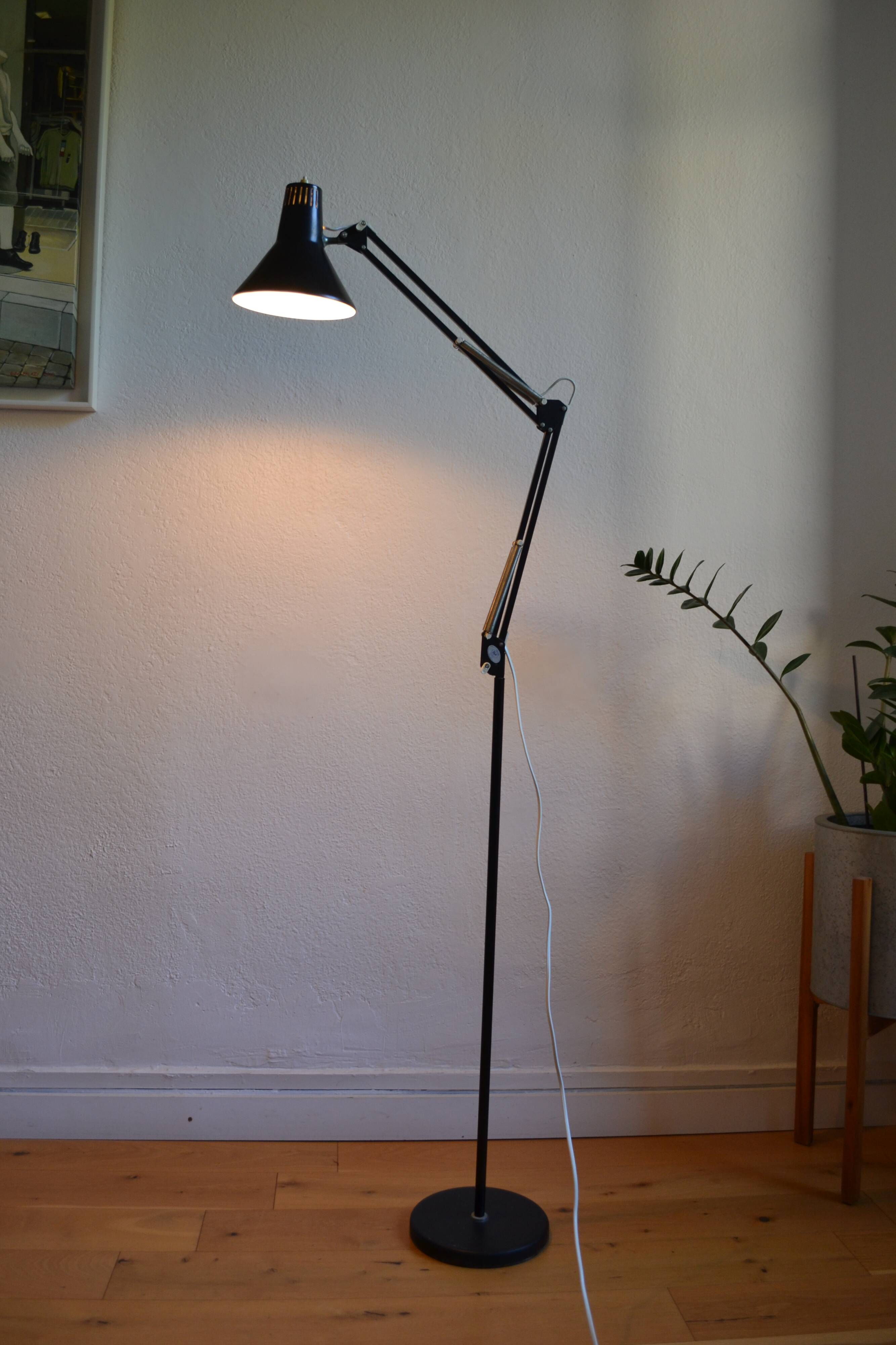 Lampadaire liseuse articulée France 1980
