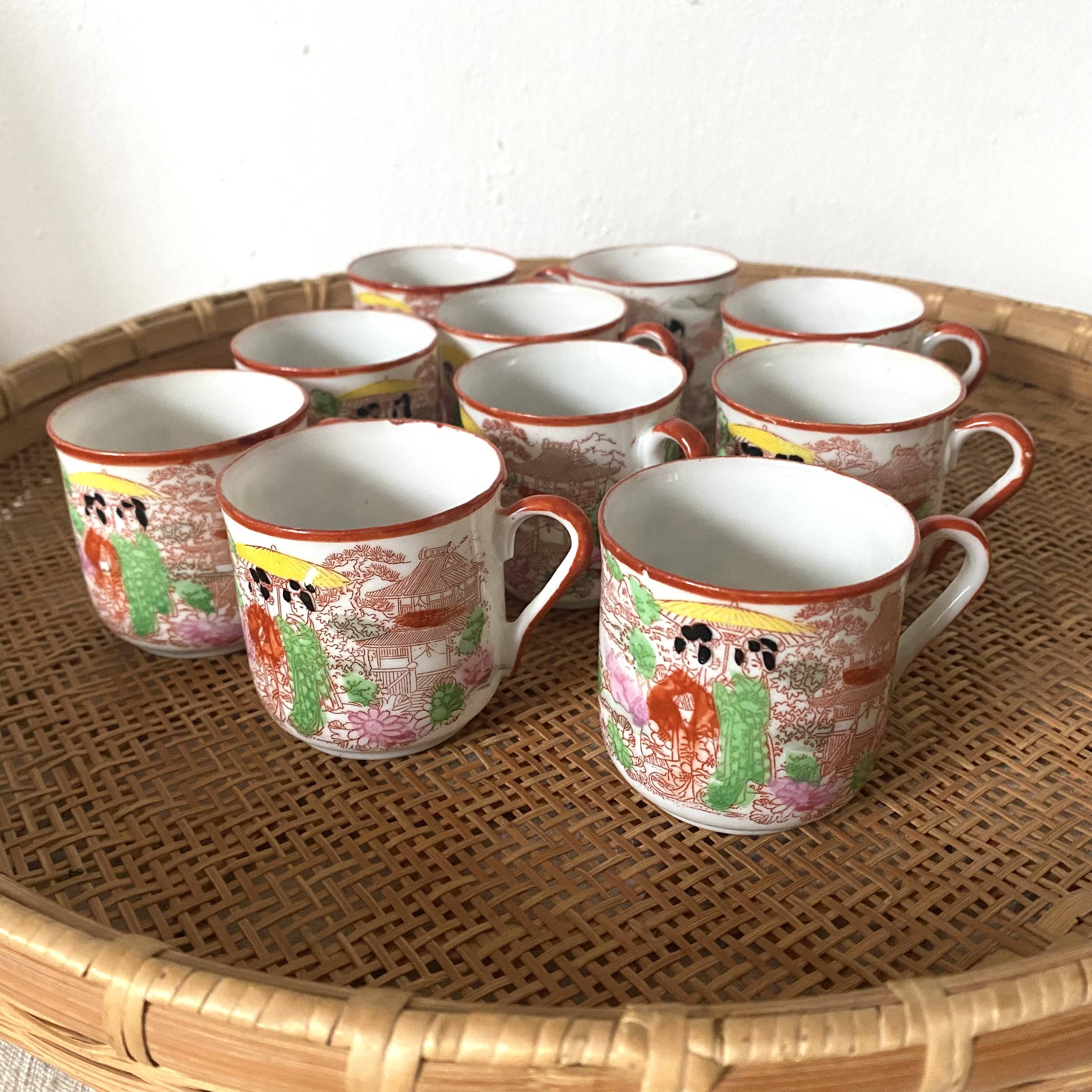 Porcelain coffee cups, Japan