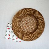 Lot of 5 under wicker plates
