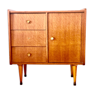 Small vintage mid century dresser