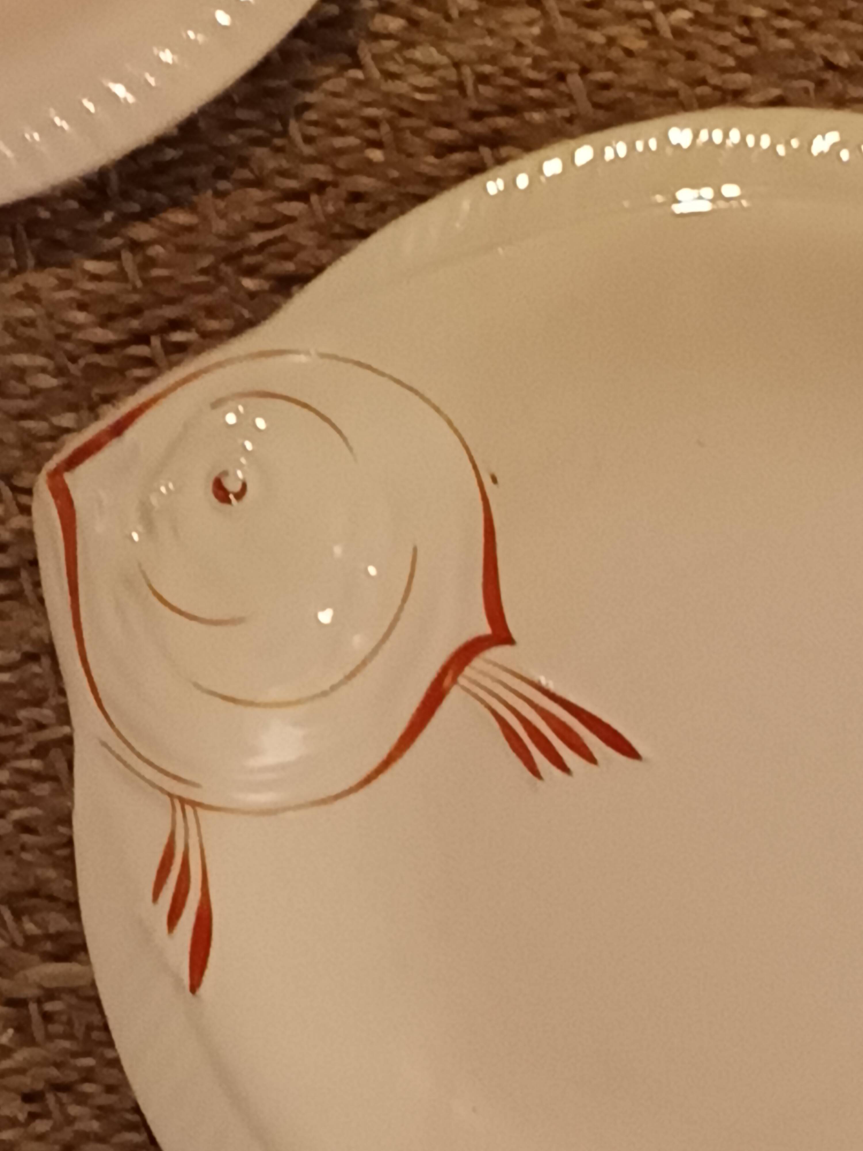 Set of 8 Longwy earthenware fish plates in powder pink