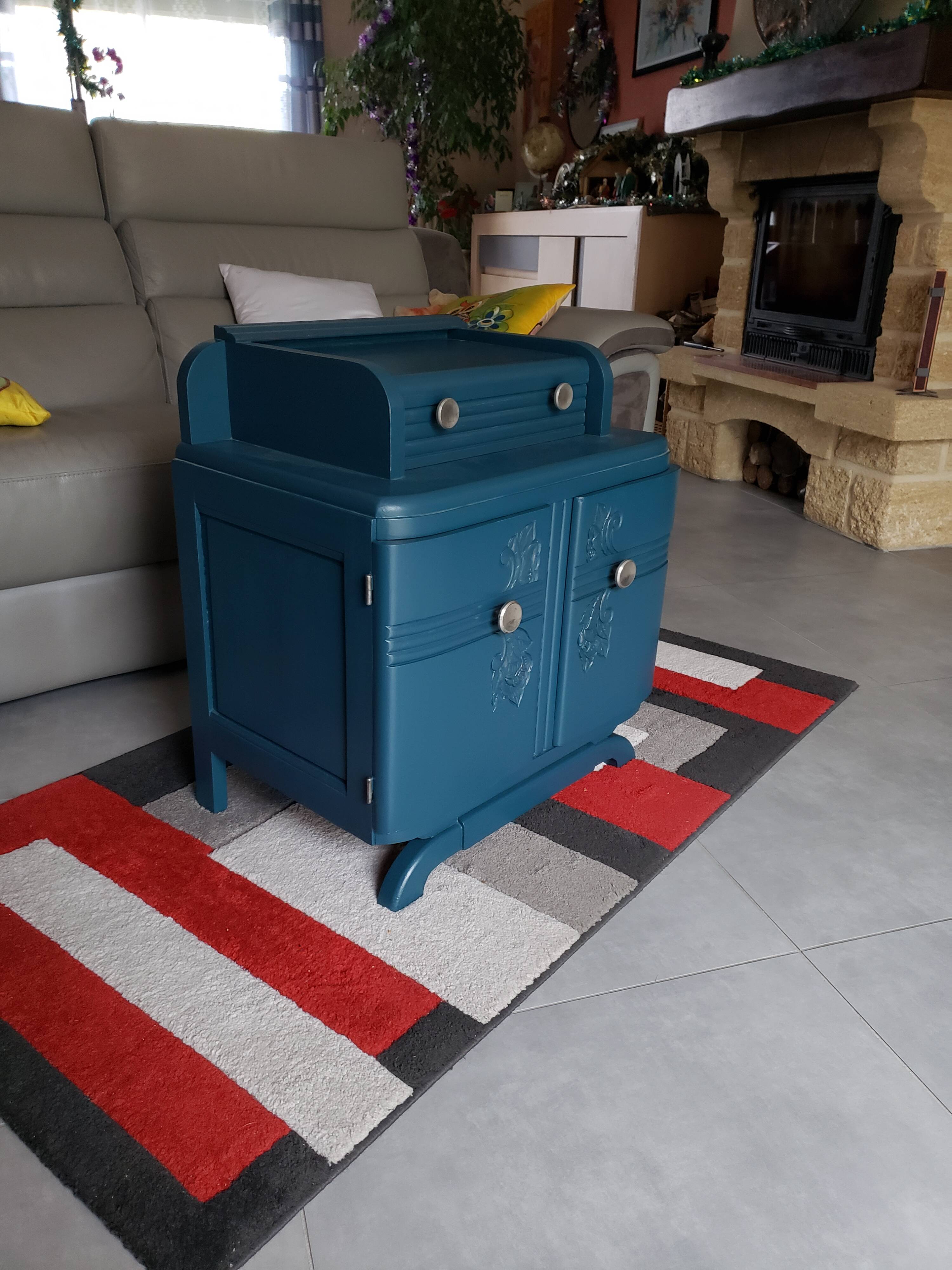 Vintage dressing table and bedside table