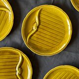 Set of 8 Gien asparagus plates