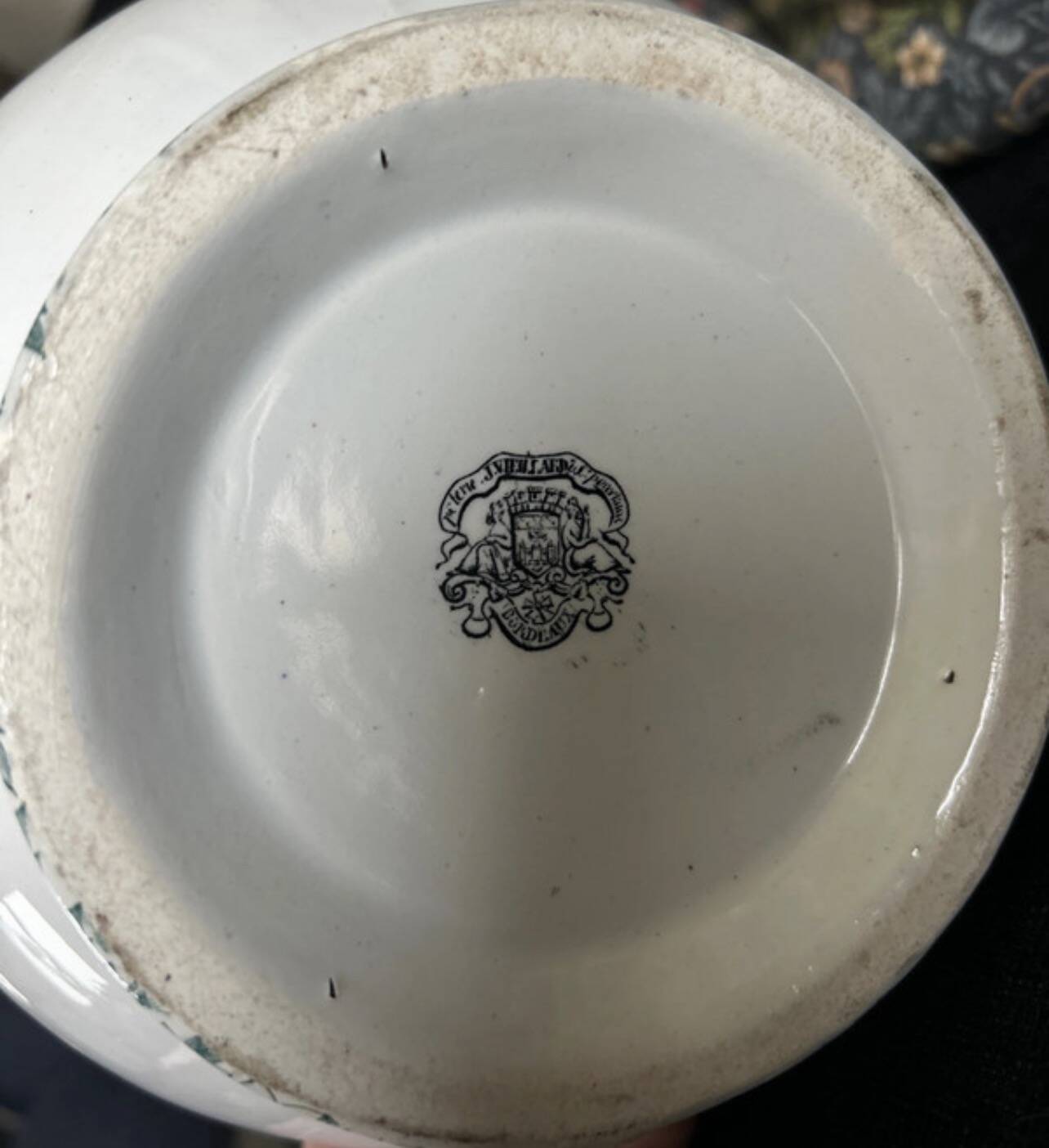 Iron earth toilet bowl