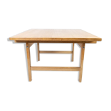 Coffee table in oak designed by Hans J. Werner and manufactured by PP Furniture.