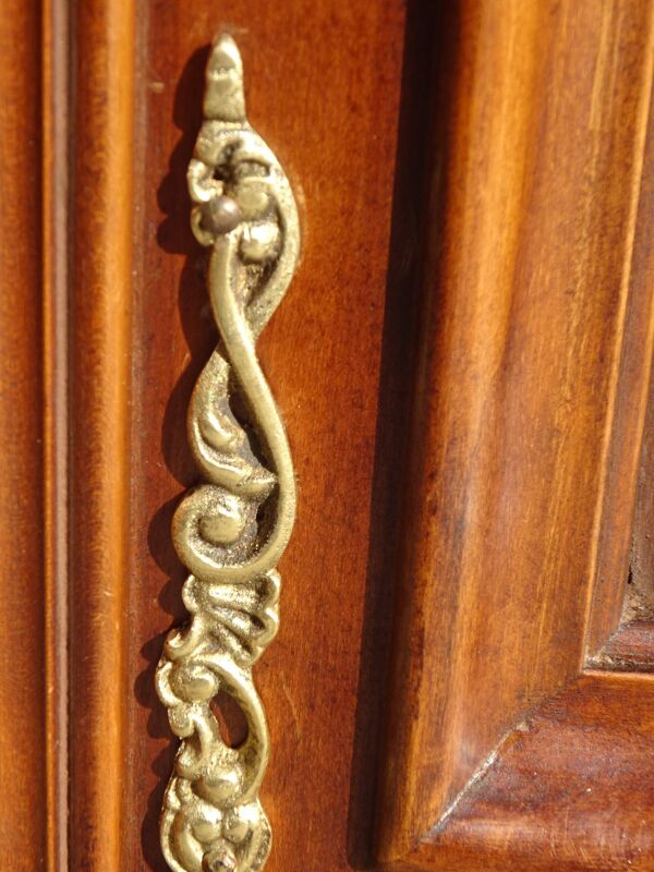 Bonnetière style Louis XV en merisier massif