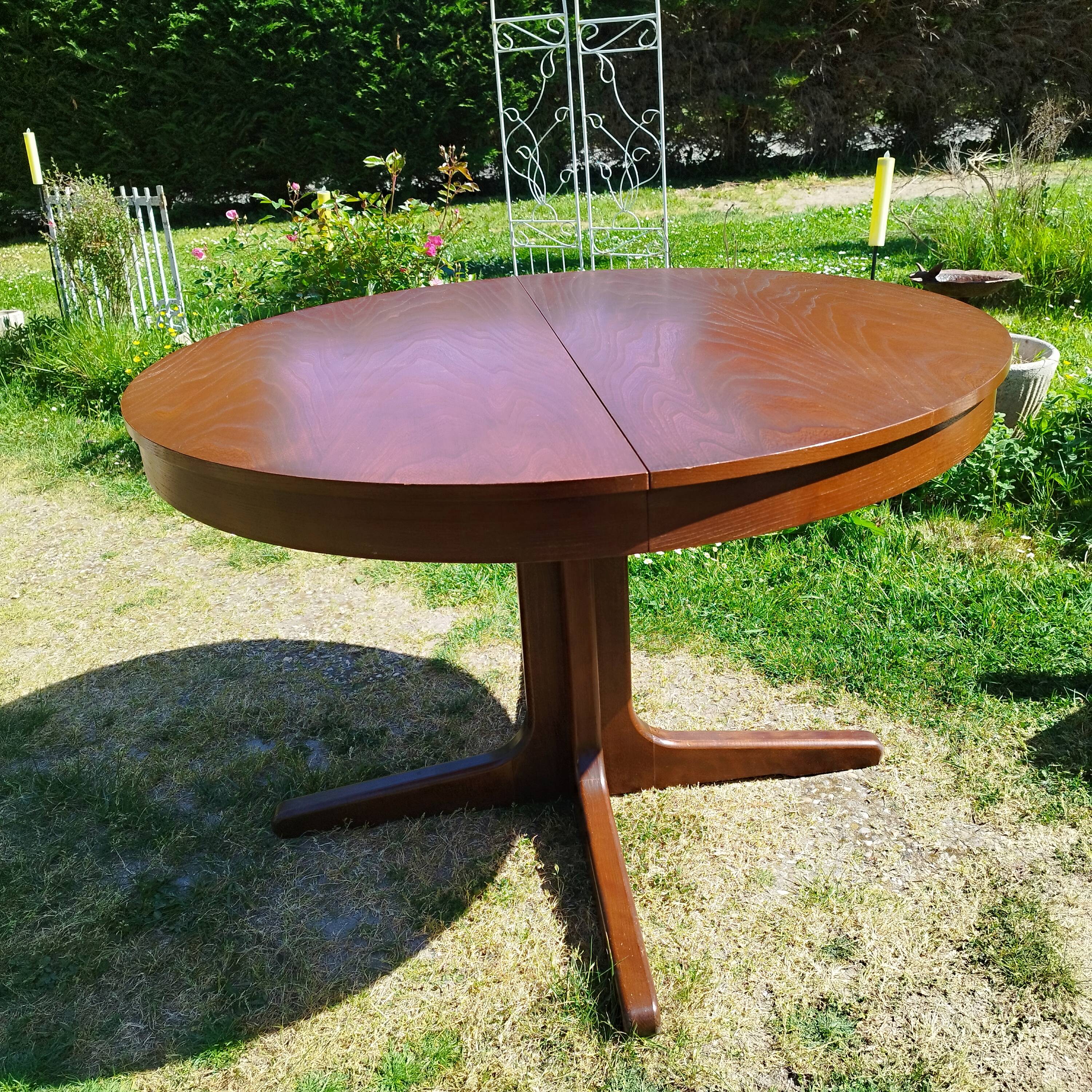 Vintage Kofod Larsen table