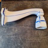 Porcelain wall light with blue decor