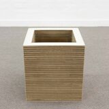Wiggle chair with coffee table by Frank O. Gehry for Vitra