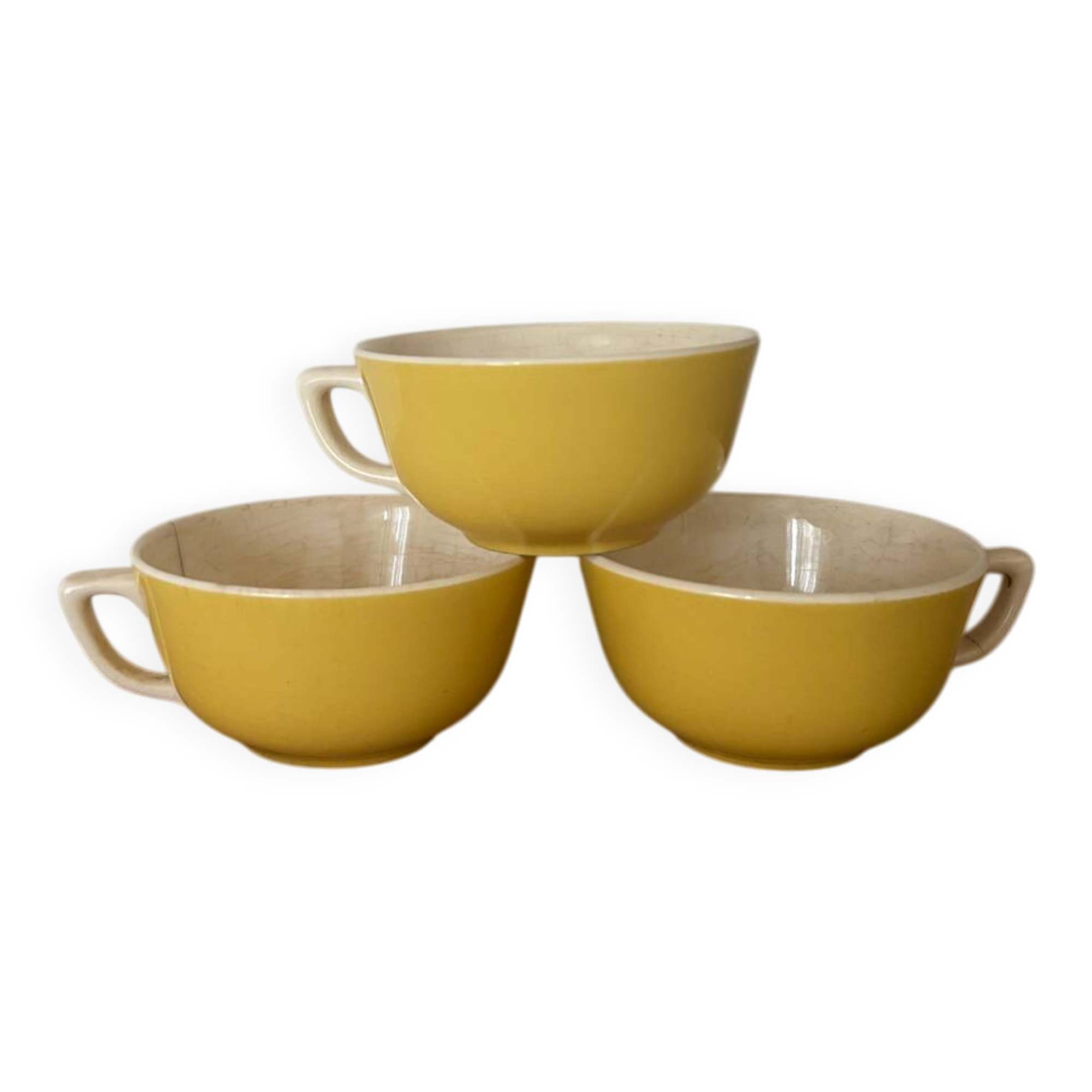 Vintage lot of 3 yellow Villeroy and Boch cups.