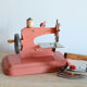 Machine à coudre et fer à repasser jouets enfant