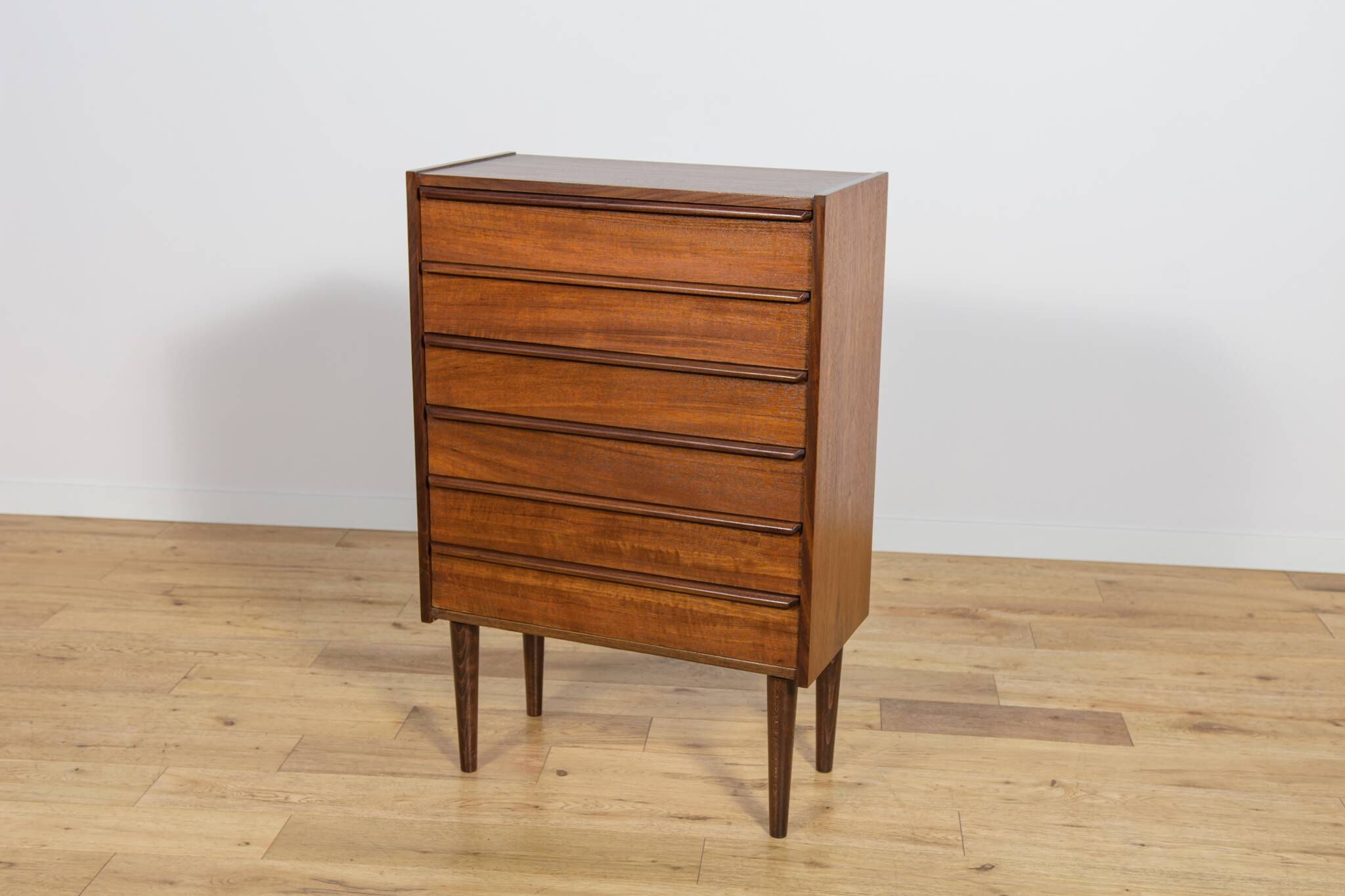 Mid-century teak dresser, United Kingdom, 1960s