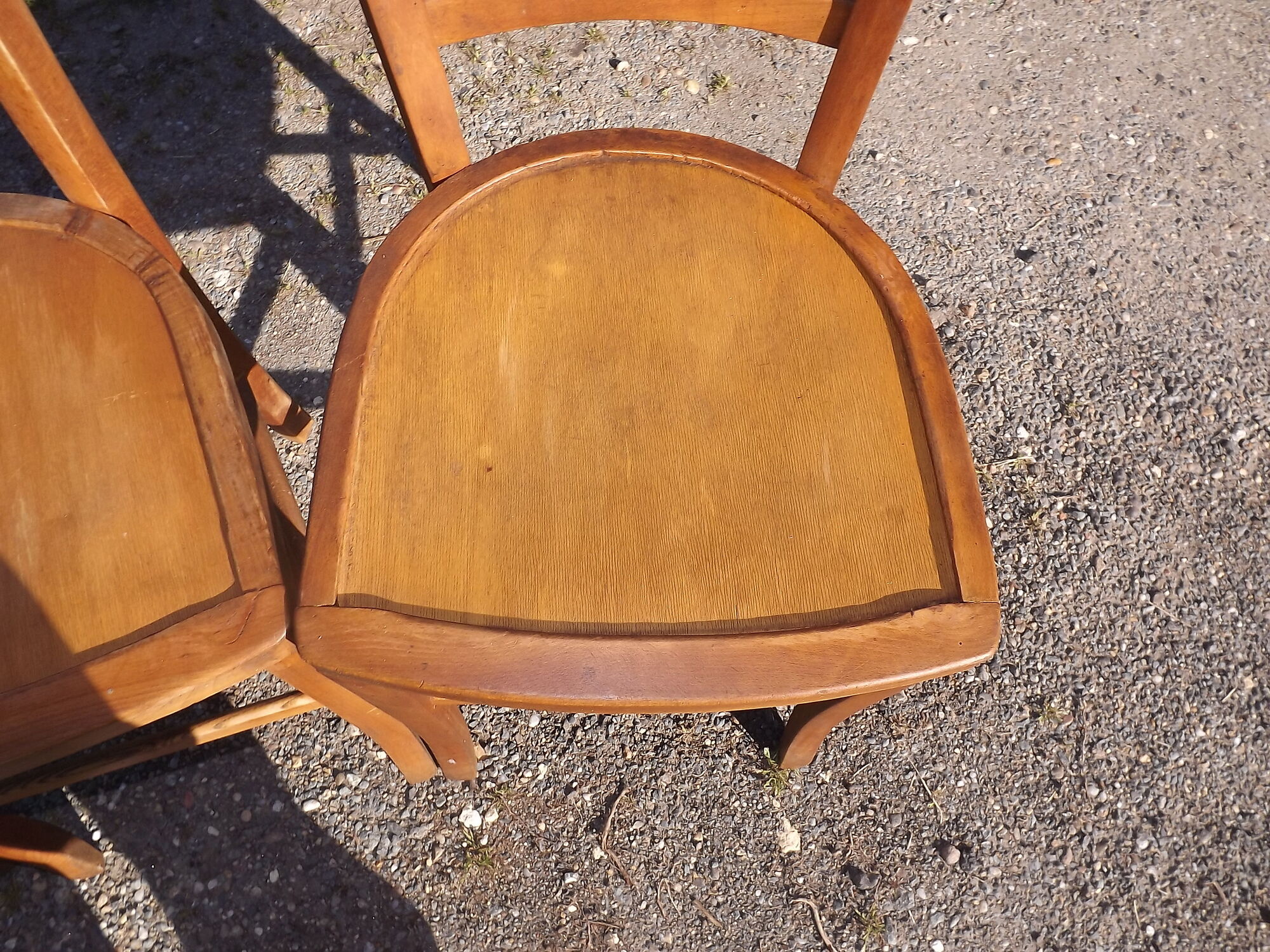3 bistrot chairs years 60