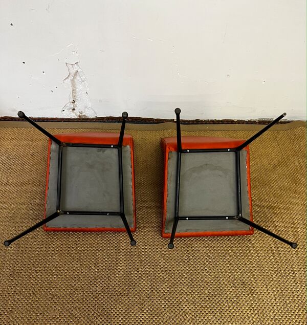 Paire de chaises en skaï orange
