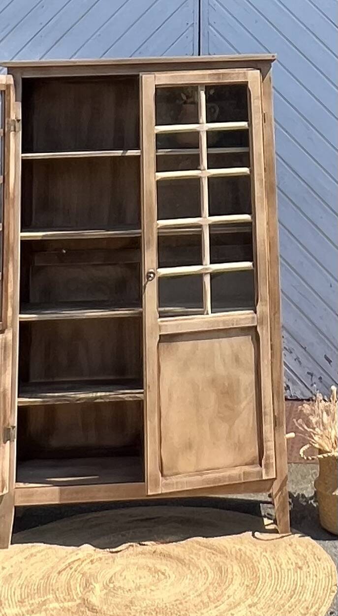 Armoire, bibliothèque, vaisselier parisien vitré ancien en bois brut