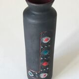 Atypical vase design of the 70 s