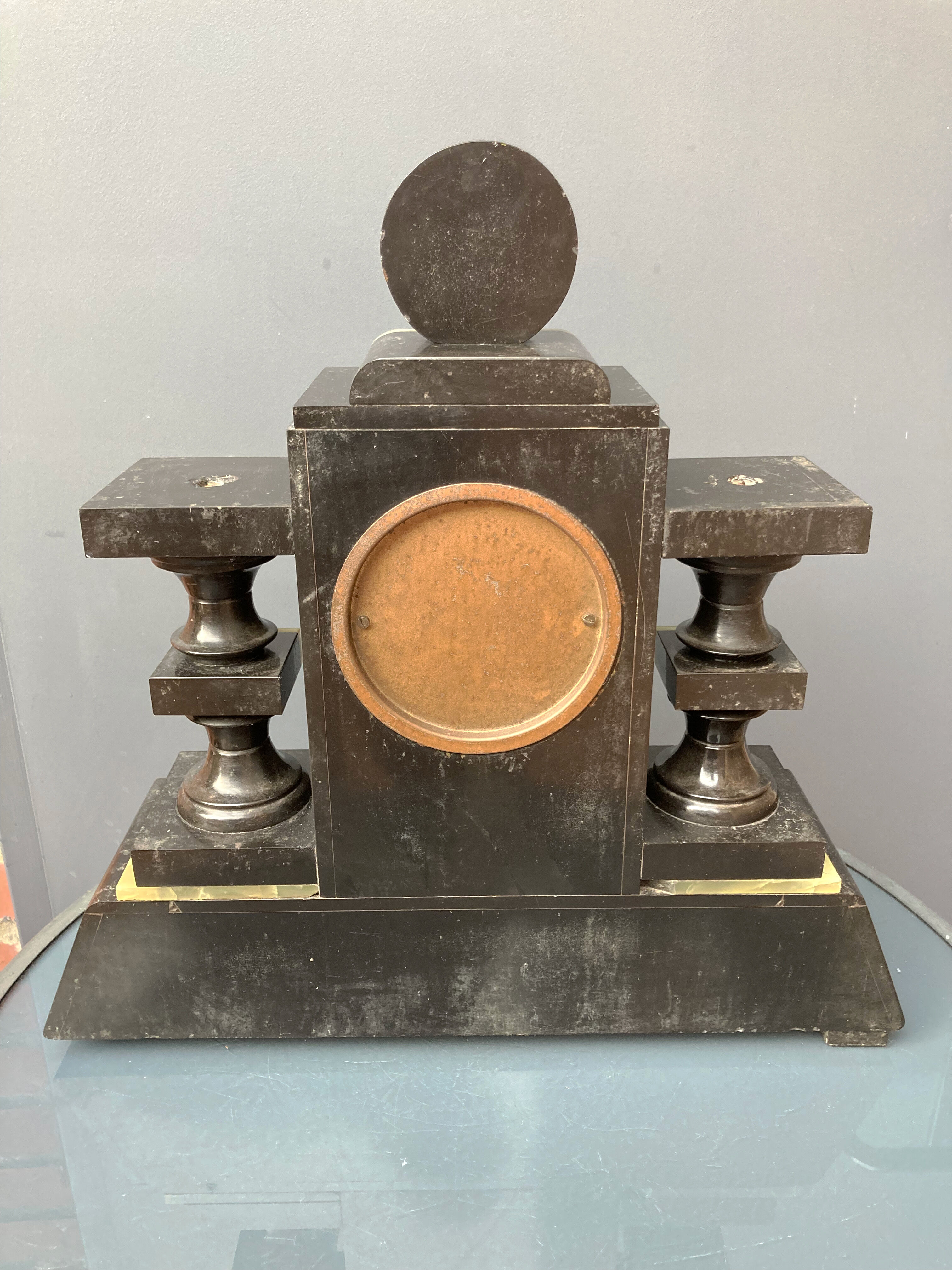 Horloge de cheminée de style empire