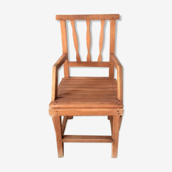 Vintage wood child Chair