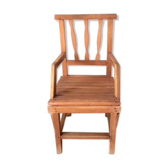Vintage wood child Chair