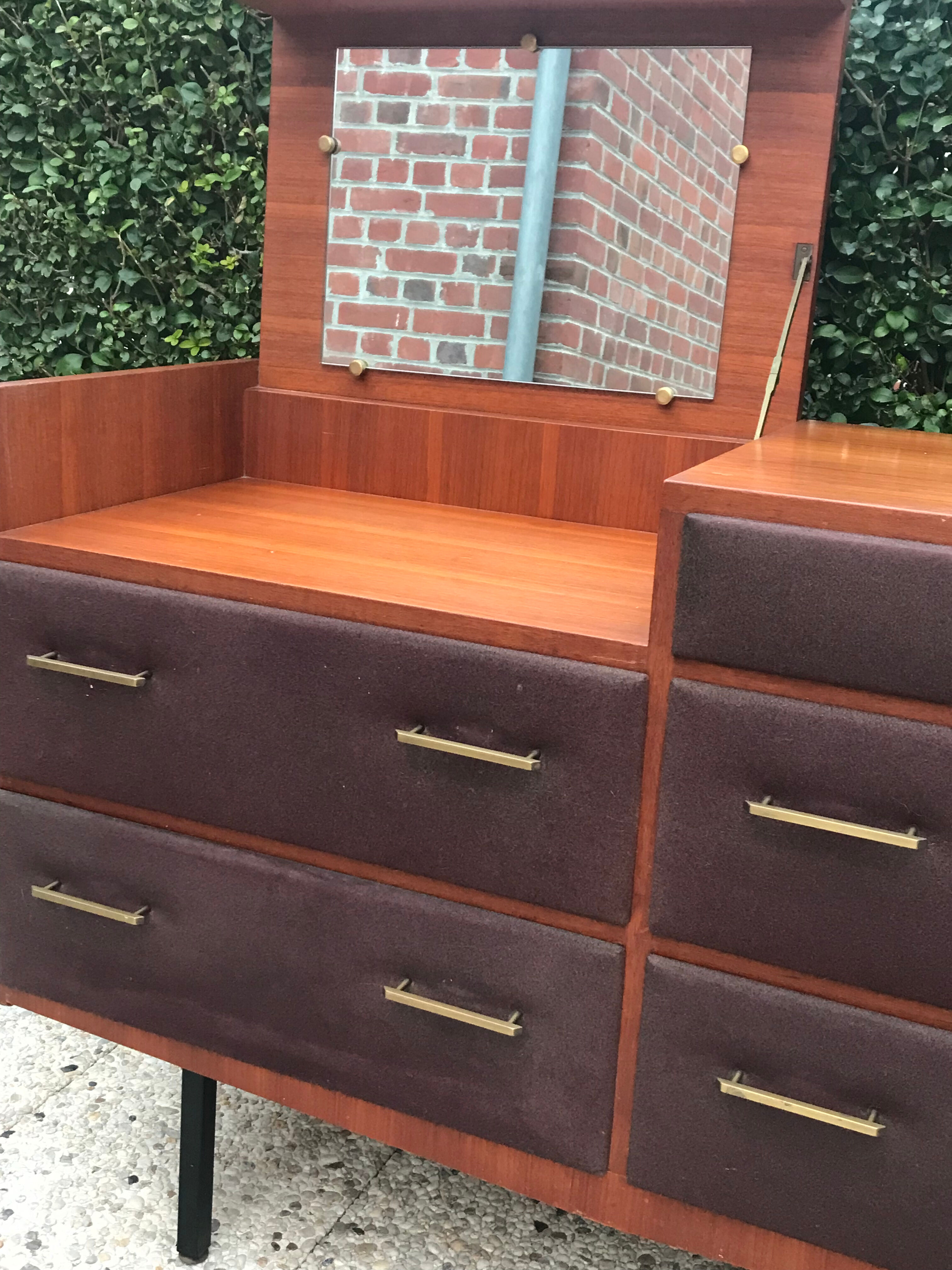 Commode vintage Regy