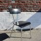 Lot 4 chaises vintage skaï noir et métal chromé