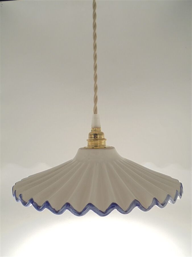 Ceramic pendant lamp