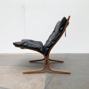 Set of 3 Norwegian Mi-Century Style Siesta Lounge Chairs and Glass Side Table by Ingmar Relling for Westnofa