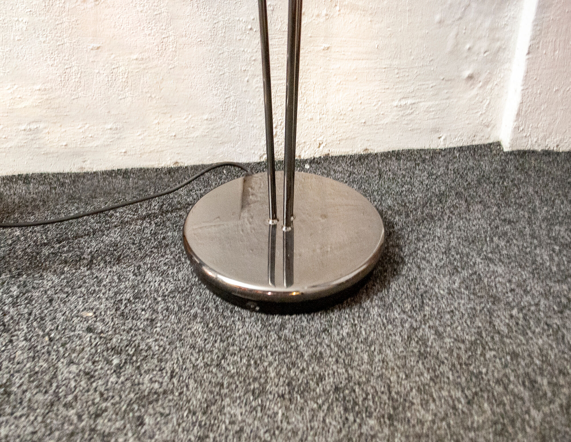 Floor lamp three lights in metal finish gunmetal, glass and plexiglass. Italy 80s