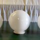 Abat-jour globe opaline diam. 15 cm - mid. XXème