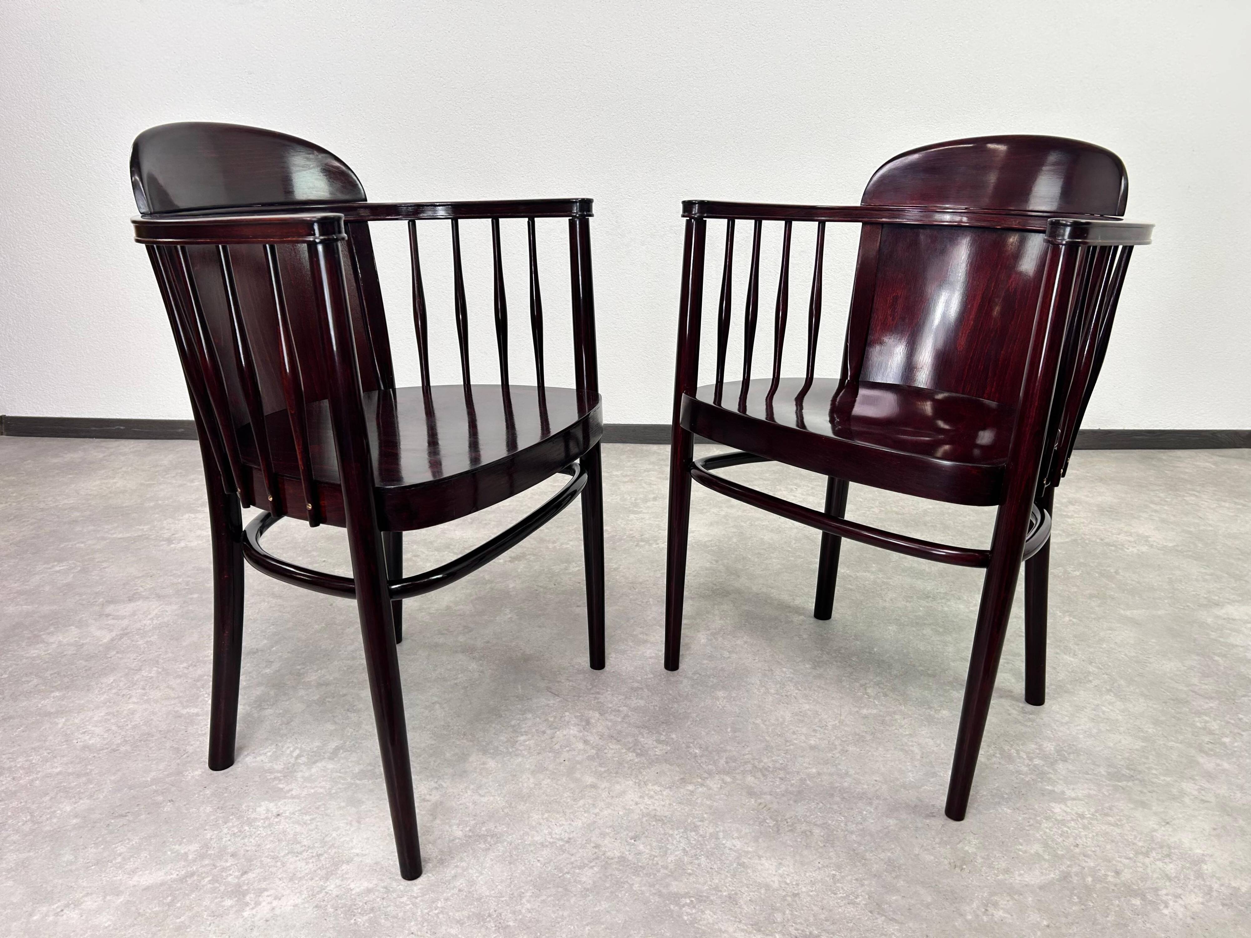 Rare fauteuil en bois courbé de Thonet