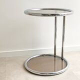 Table d'appoint vintage chromée Bauhaus avec plateau en verre fumé, style Eileen Gray / Milo Baughman