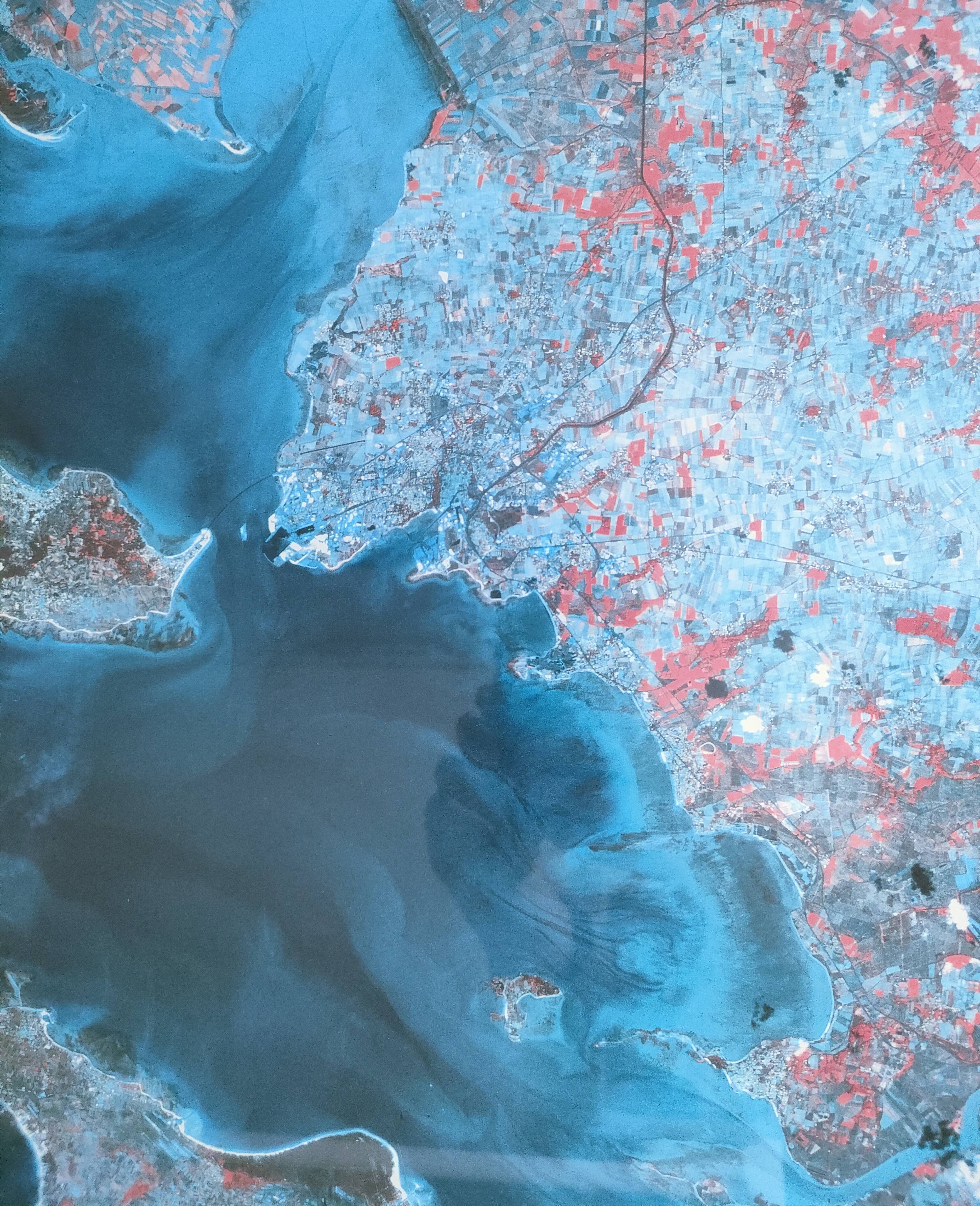 affiche île de ré, marennes d'oléron, la rochelle satellite cnes