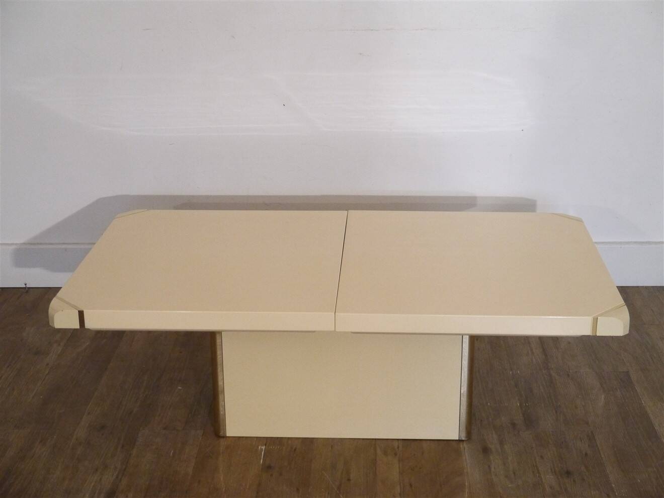 1970s lacquered lift-top coffee table