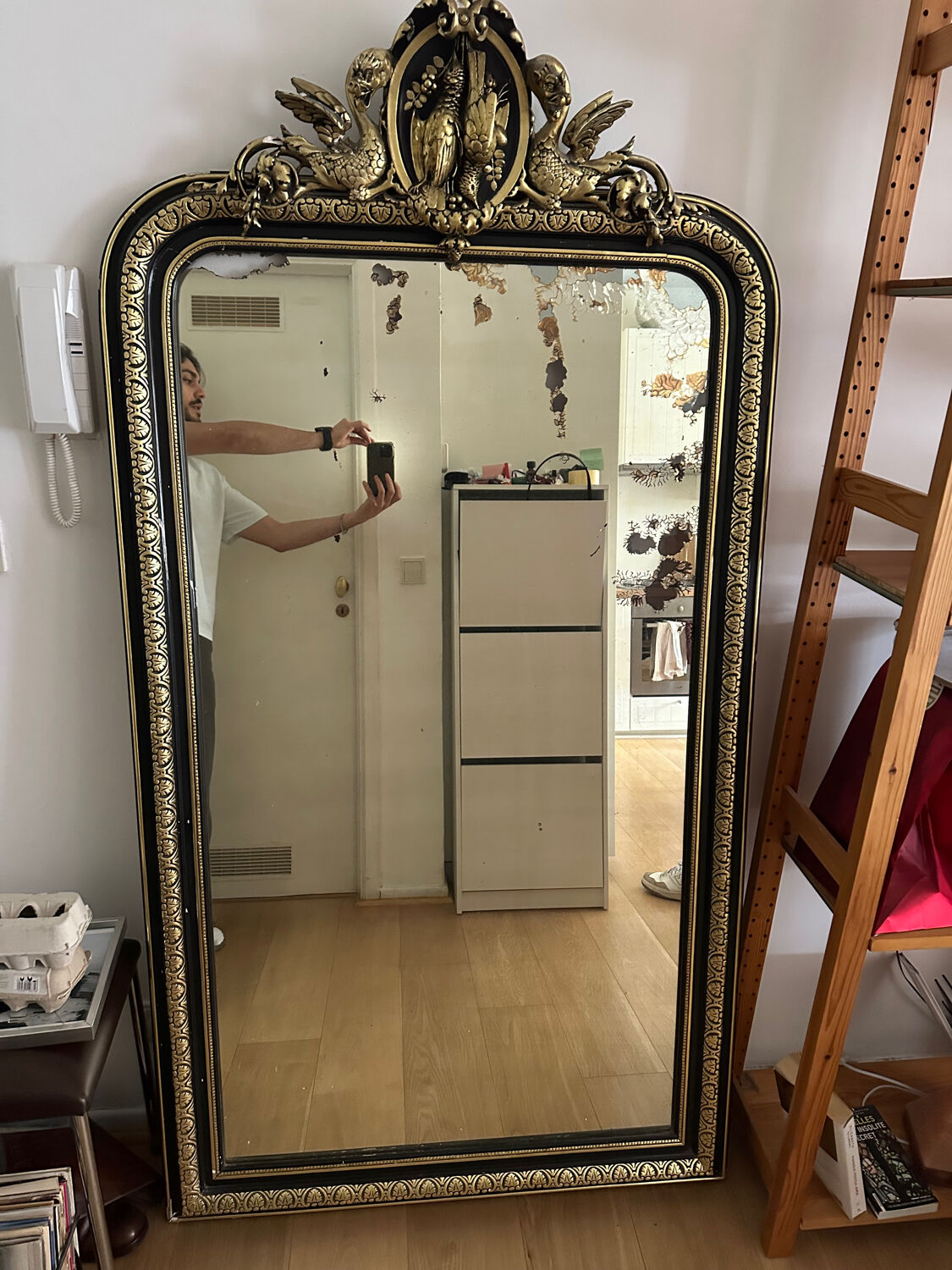 Dragon mirror black and gold plaster