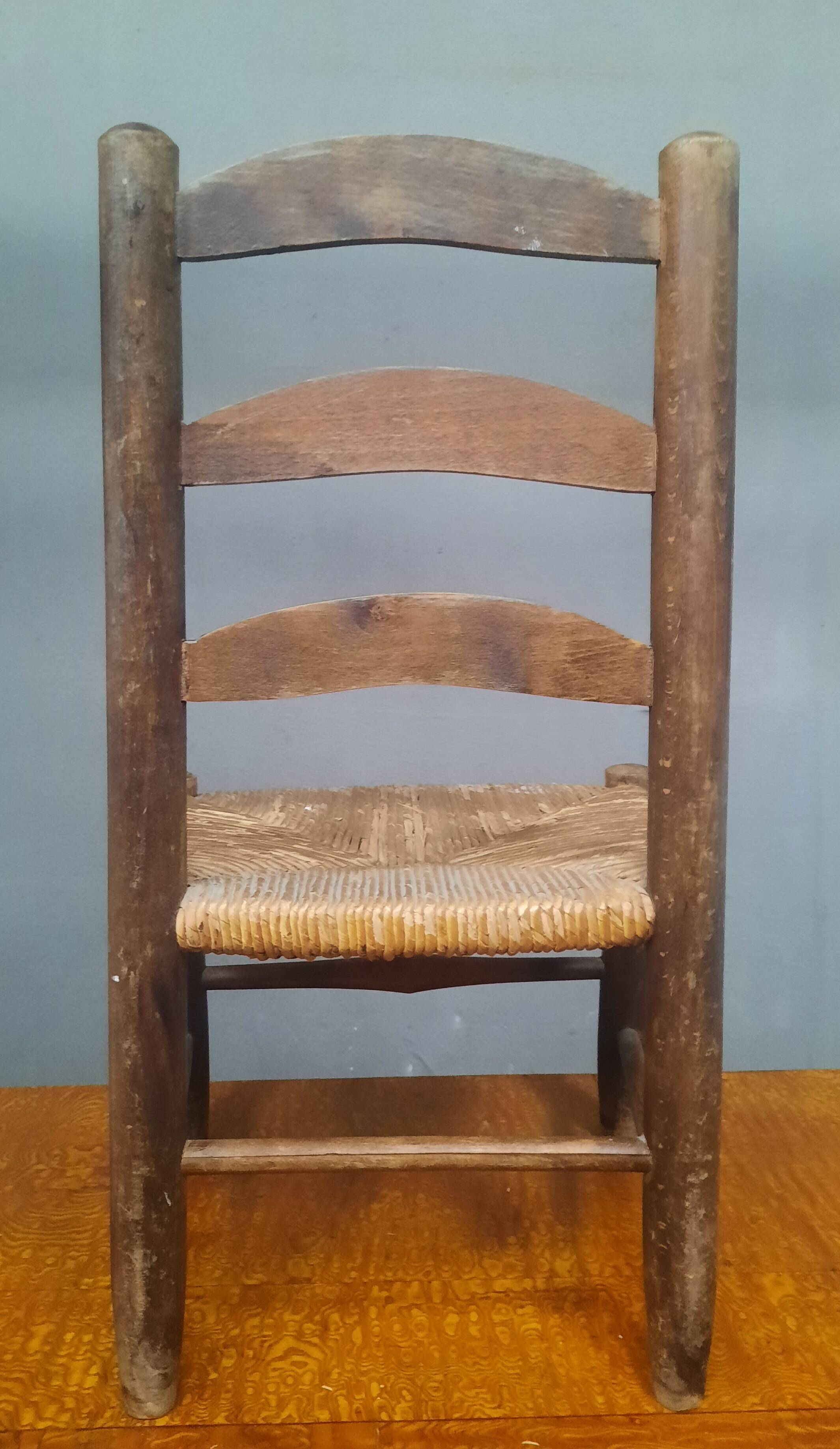 Straw children's chair