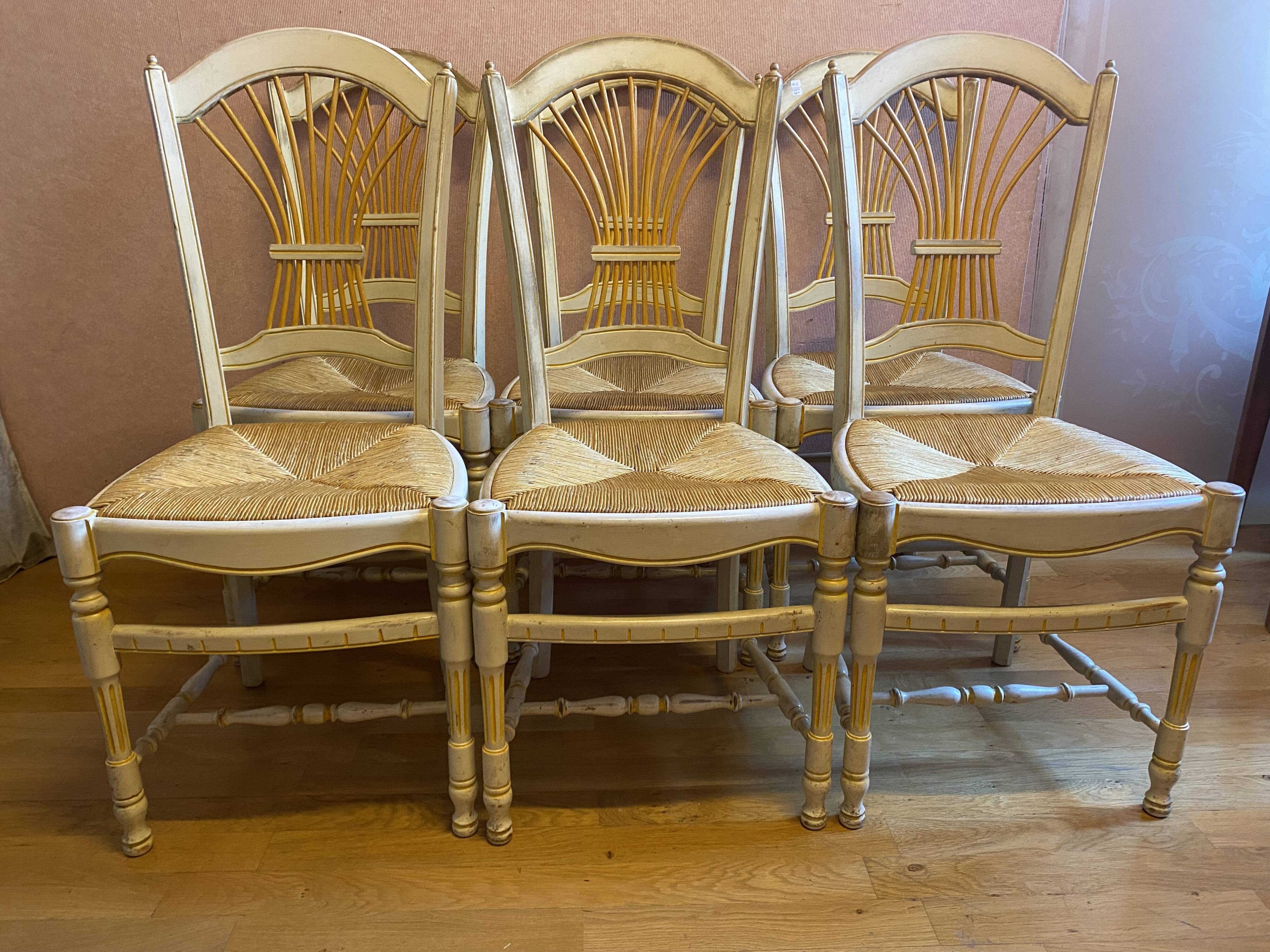 Series of 6 chairs provencal style, very good condition