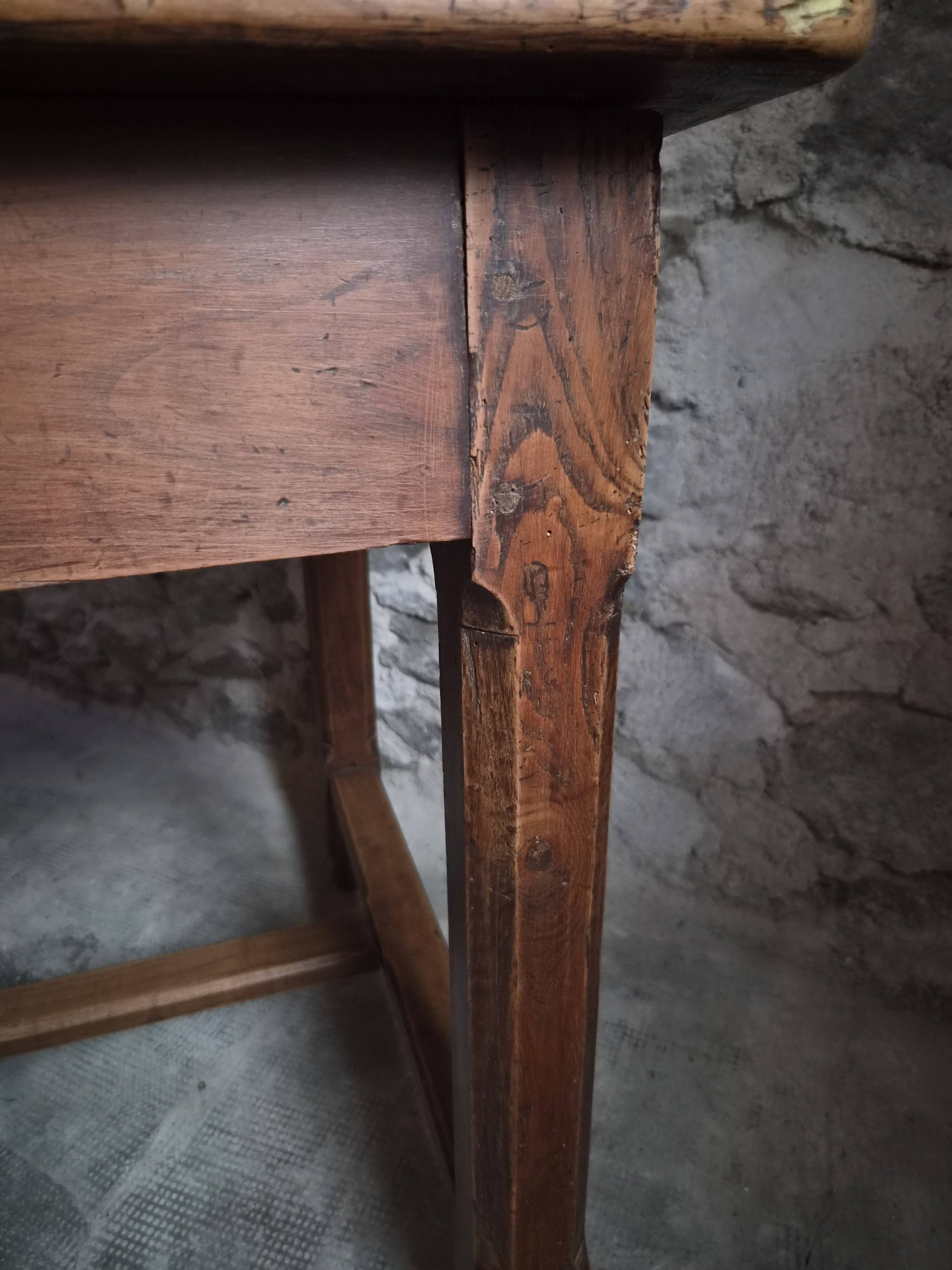 Old farmhouse table in French cherry wood | Auvergne | Circa 1750–1800
