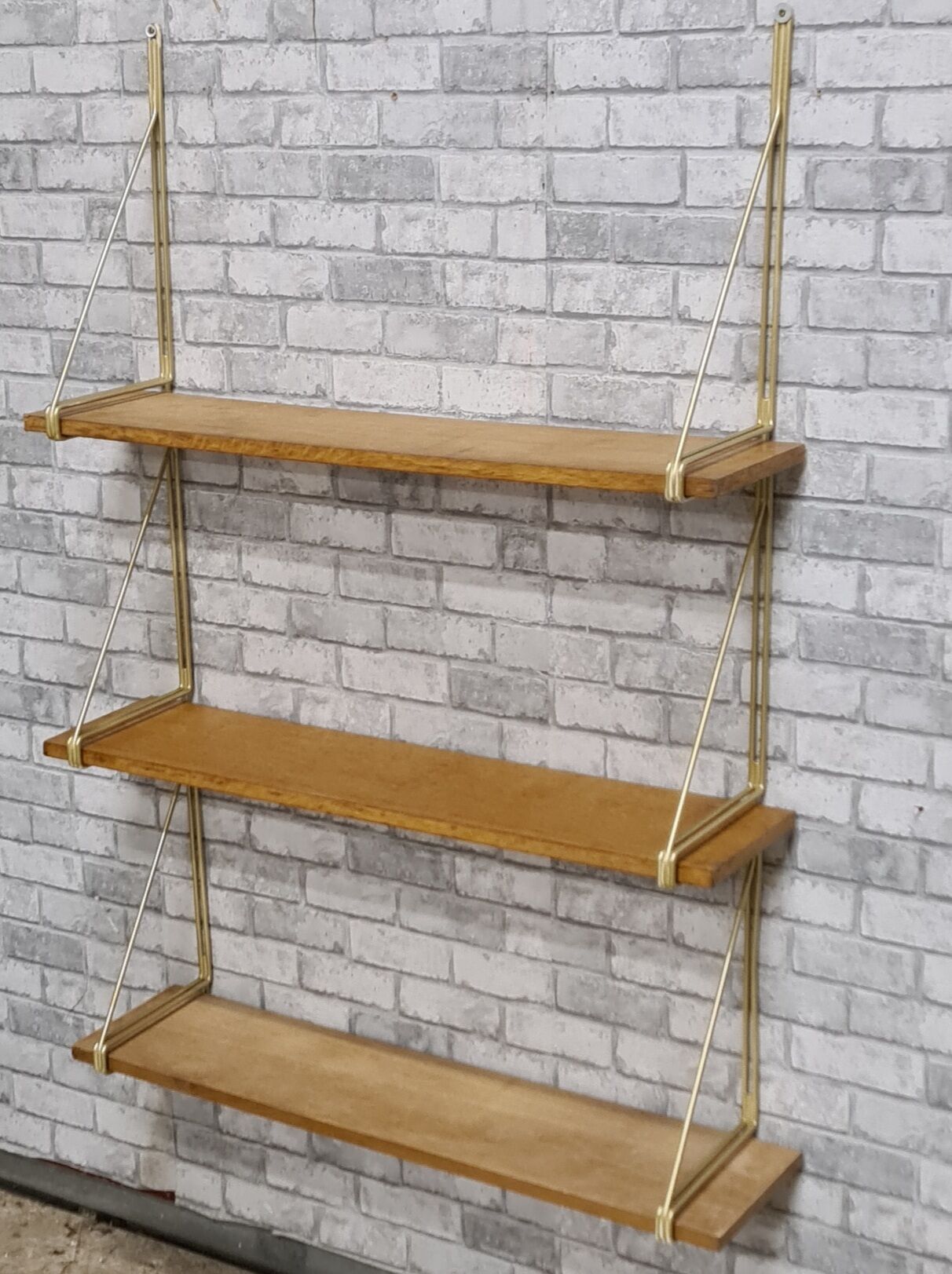 Metal floor and clear oak, solid 114x22x80