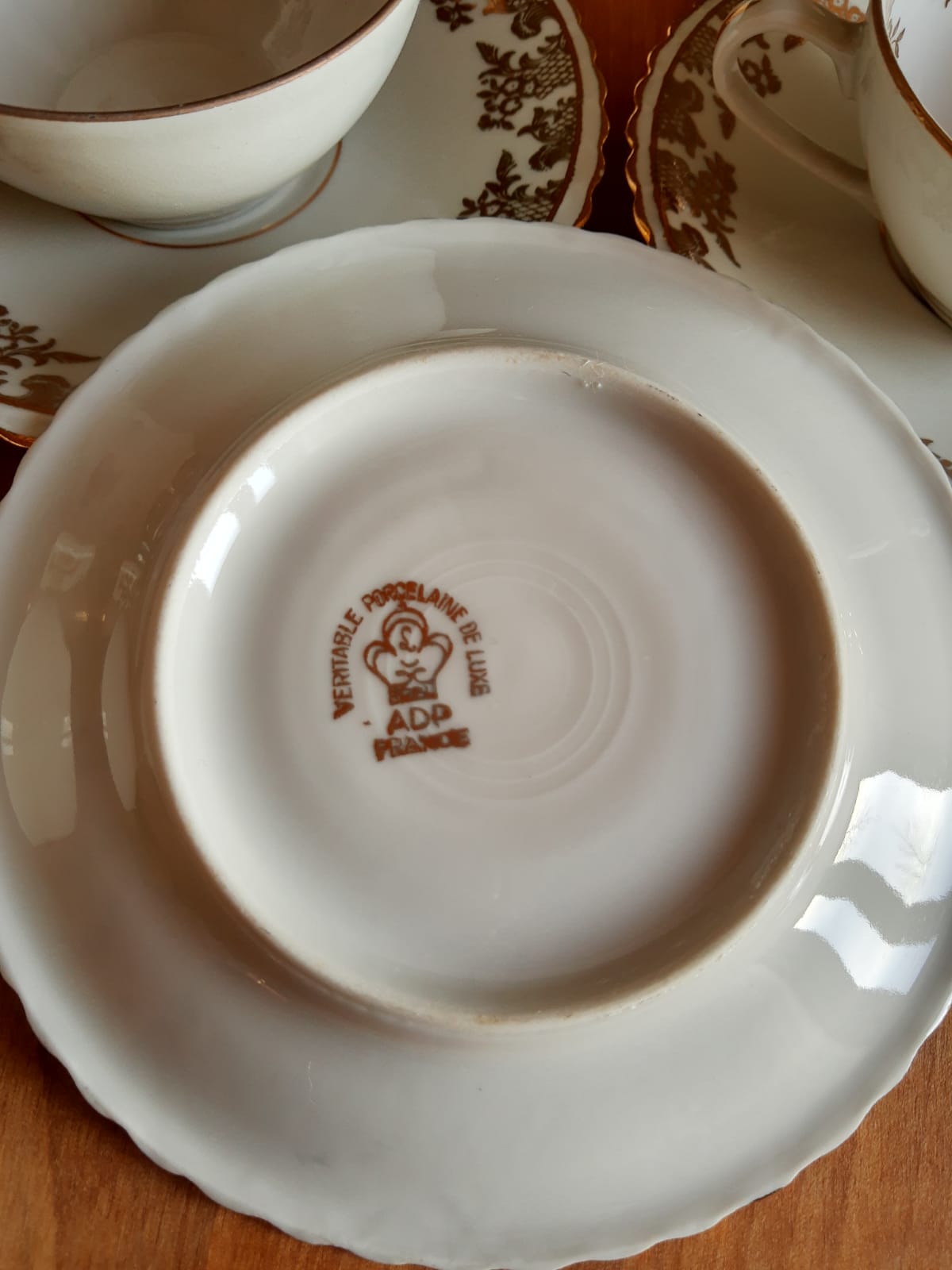 Ensemble service à café 5 tasses et sous tasses Porcelaine de Luxe ADP France