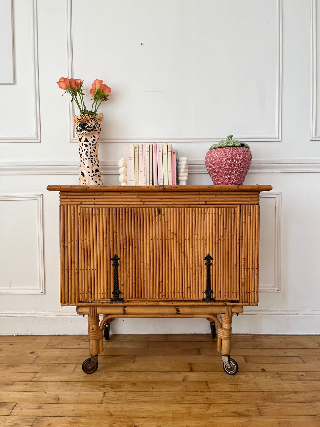 Vintage rattan bar furniture