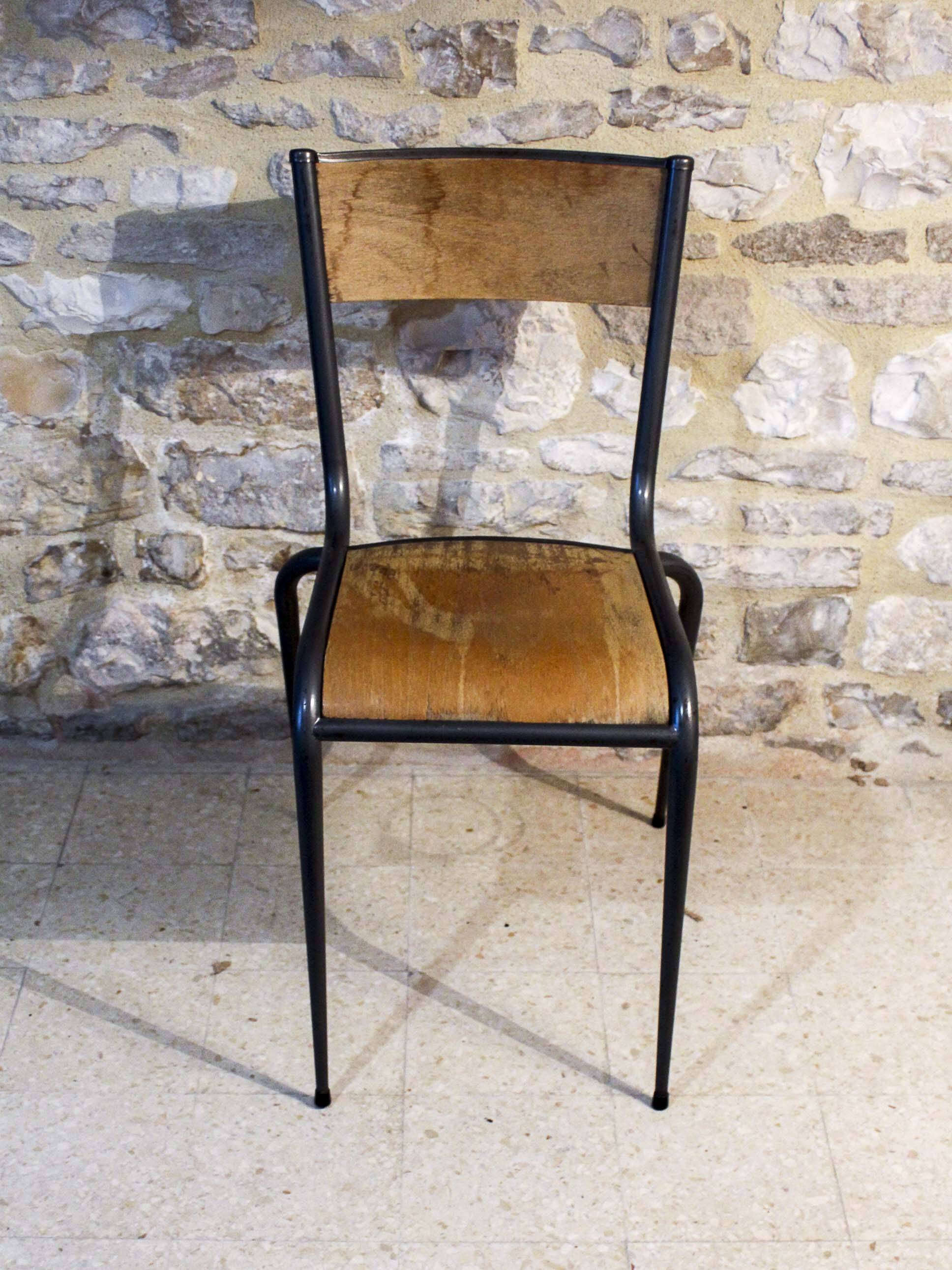 4 chaises d'école pieds fuselés métal et bois