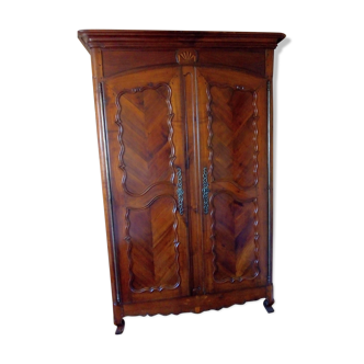 Armoire datée 1826 et signée, bois massif