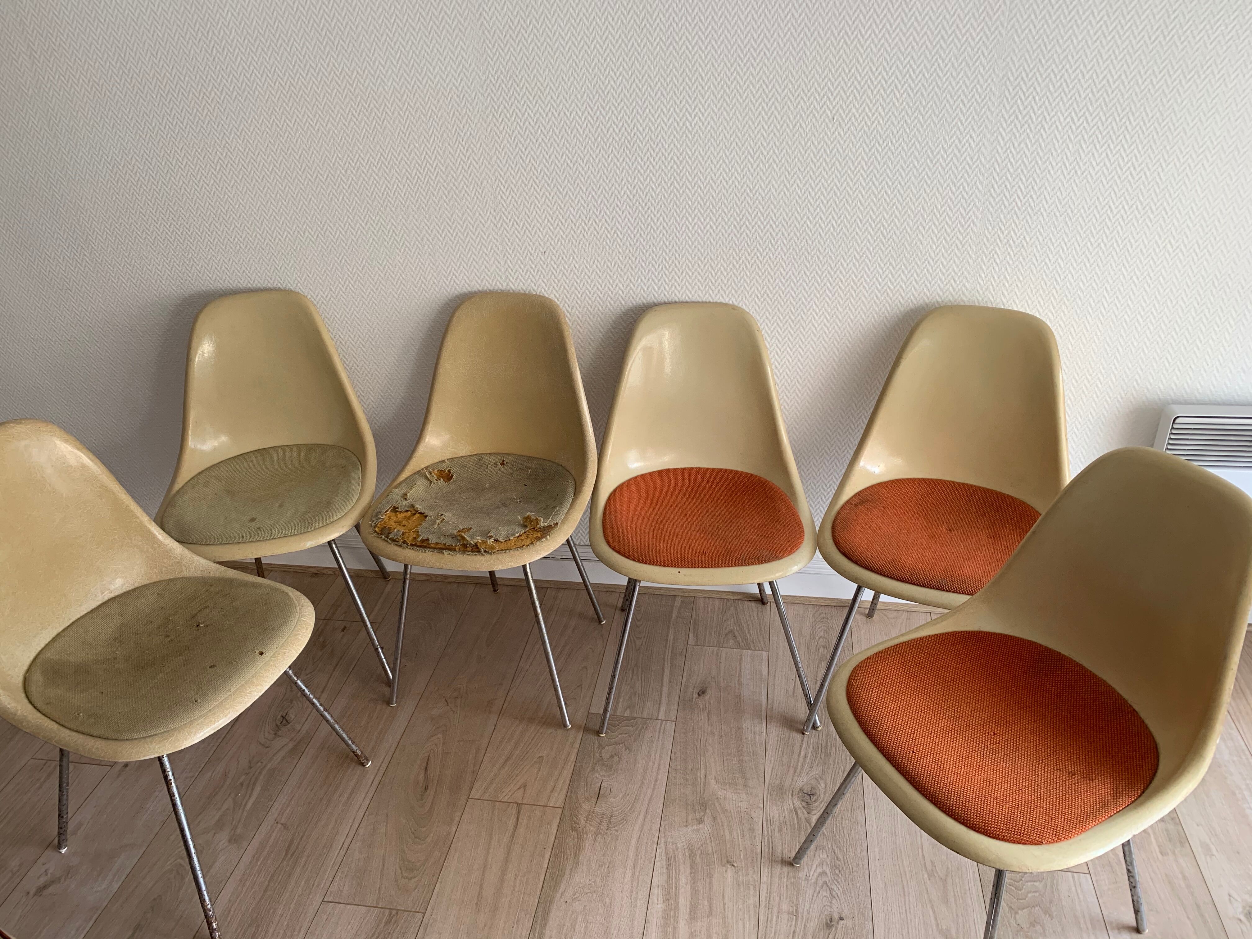 Suite of 6 DSX Charles & Ray Eames Chairs for Herman Miller